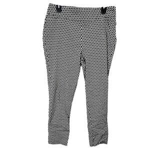 Ashley Stewart Geometric Dress Pants Size 12 White Black Preppy Pull On Cropped